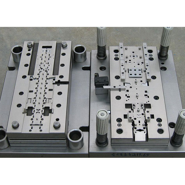 Hardware mould 4